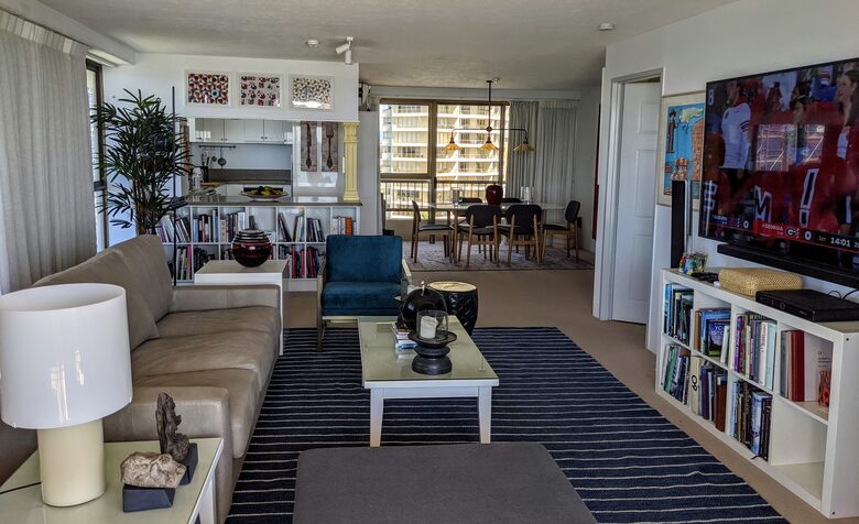 Fabulous Main Beach Apartment - Main Beach, Gold Coast, Australia