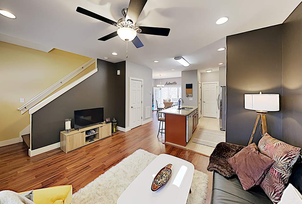 New-Build Home, Near Downtown - Asheville, North Carolina