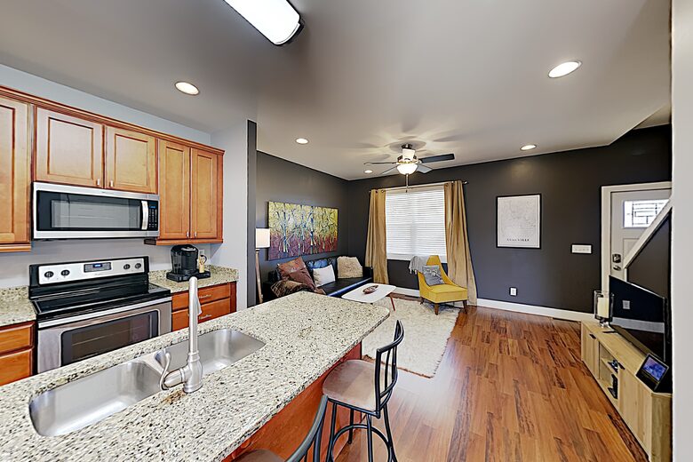 New-Build Home, Near Downtown - Asheville, North Carolina