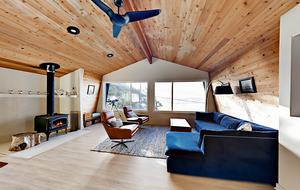 Modern Beachside Hideaway with Decks & Fireplace - Arch Cape, Oregon