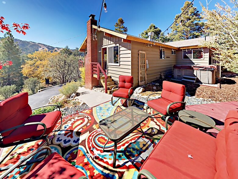 Luxe Getaway with Big Mountain Vistas & Hot Tub - Big Bear Lake, California