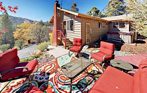 Luxe Getaway with Big Mountain Vistas & Hot Tub - Big Bear Lake, California