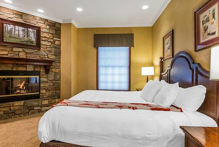 Home exchange, The Club at Big Bear Village, presidential master room