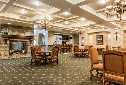Home exchange at The Club at Big Bear Village, lobby bar and lounge