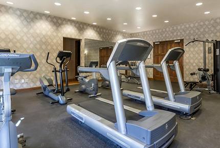 Home exchange at The Club at Big Bear Village, fitness room