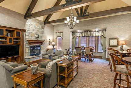 Home exchange at The Club at Big Bear Village, clubhouse seating area