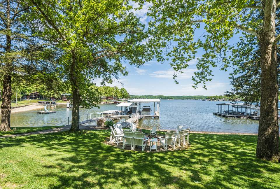 Lake of the Ozarks - Lakefront Family Camp - Swim Dock & Waterslide Gladstone Cove - Gravois Mills, Missouri