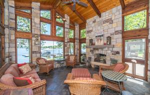 Lake of the Ozarks - Lakefront Family Camp - Swim Dock & Waterslide Gladstone Cove - Gravois Mills, Missouri