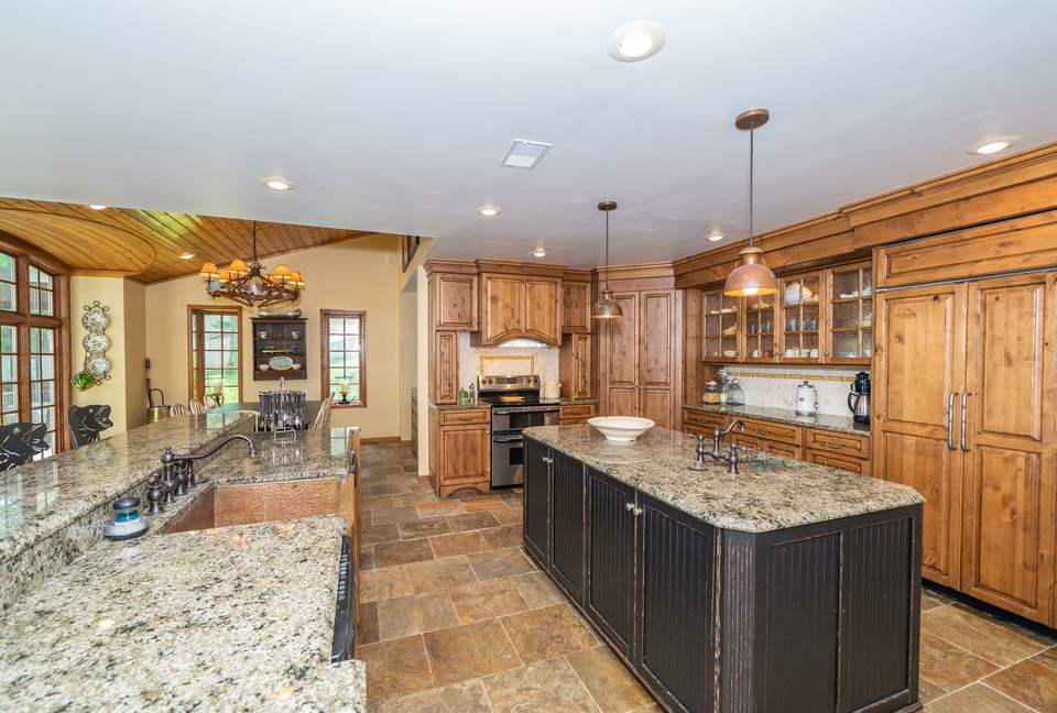 Lake of the Ozarks - Lakefront Family Camp - Swim Dock & Waterslide Gladstone Cove - Gravois Mills, Missouri