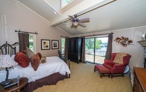 Lake of the Ozarks - Lakefront Family Camp - Swim Dock & Waterslide Gladstone Cove - Gravois Mills, Missouri