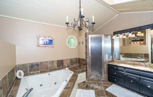 Lake of the Ozarks - Lakefront Family Camp - Swim Dock & Waterslide Gladstone Cove - Gravois Mills, Missouri