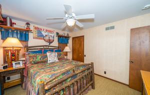 Lake of the Ozarks - Lakefront Family Camp - Swim Dock & Waterslide Gladstone Cove - Gravois Mills, Missouri