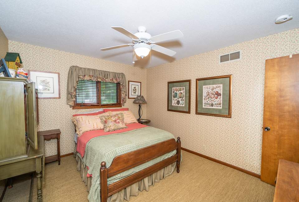 Lake of the Ozarks - Lakefront Family Camp - Swim Dock & Waterslide Gladstone Cove - Gravois Mills, Missouri