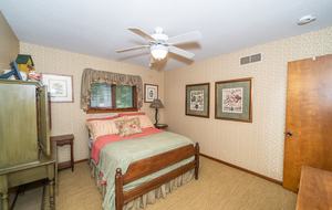 Lake of the Ozarks - Lakefront Family Camp - Swim Dock & Waterslide Gladstone Cove - Gravois Mills, Missouri