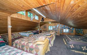 Lake of the Ozarks - Lakefront Family Camp - Swim Dock & Waterslide Gladstone Cove - Gravois Mills, Missouri