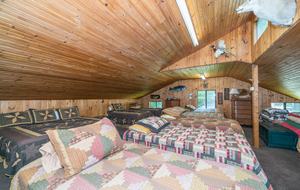 Lake of the Ozarks - Lakefront Family Camp - Swim Dock & Waterslide Gladstone Cove - Gravois Mills, Missouri