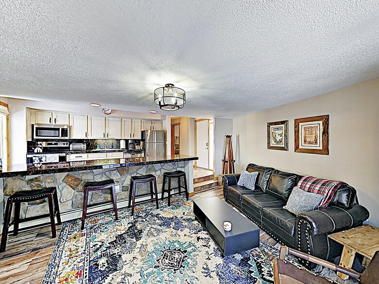 Updated Ski Condo with Fireplace | Near Shuttle - Breckenridge, Colorado