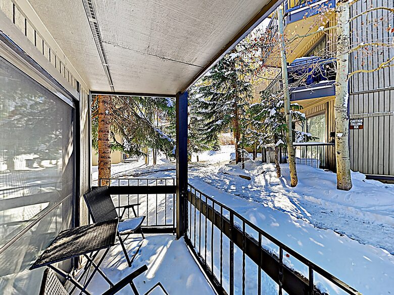 Updated Ski Condo with Fireplace | Near Shuttle - Breckenridge, Colorado