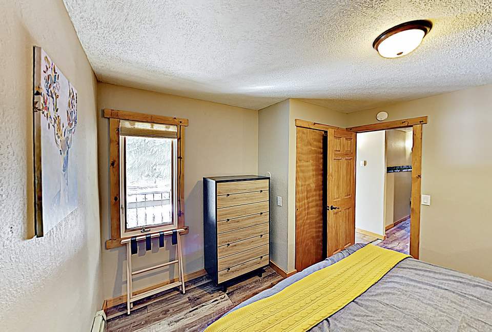 Updated Ski Condo with Fireplace | Near Shuttle - Breckenridge, Colorado
