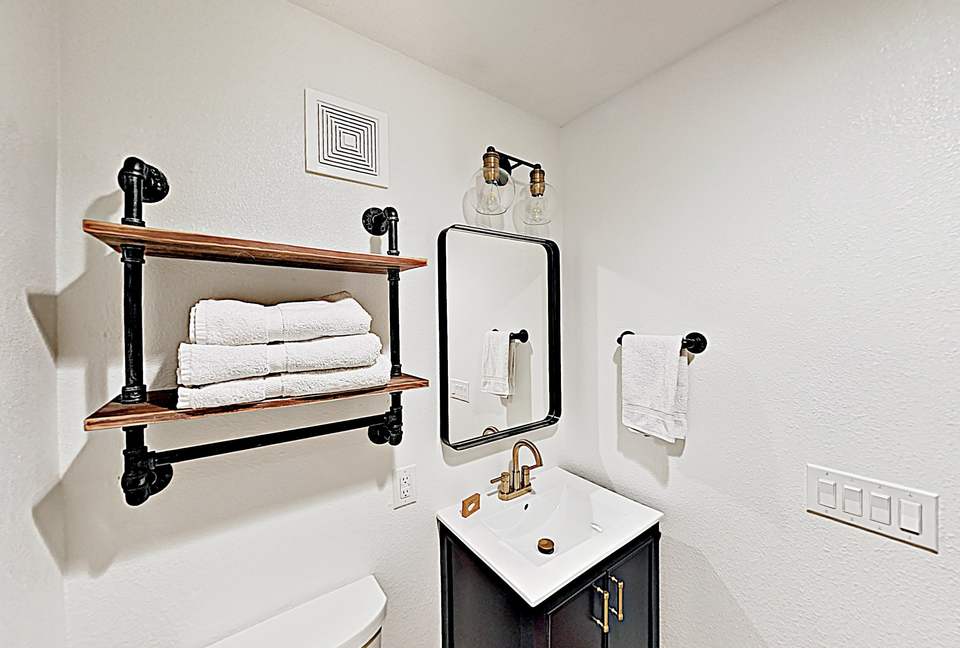 Updated Ski Condo with Fireplace | Near Shuttle - Breckenridge, Colorado