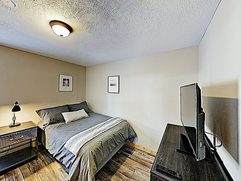 Updated Ski Condo with Fireplace | Near Shuttle - Breckenridge, Colorado