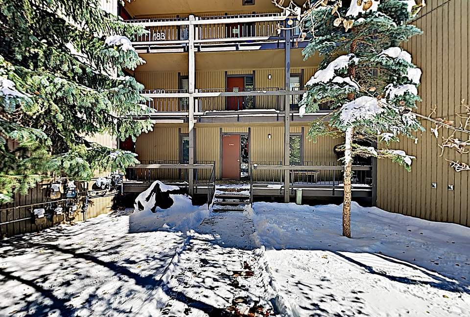 Updated Ski Condo with Fireplace | Near Shuttle - Breckenridge, Colorado