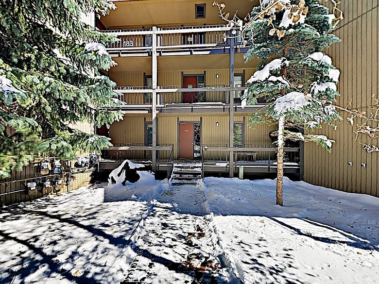 Updated Ski Condo with Fireplace | Near Shuttle - Breckenridge, Colorado