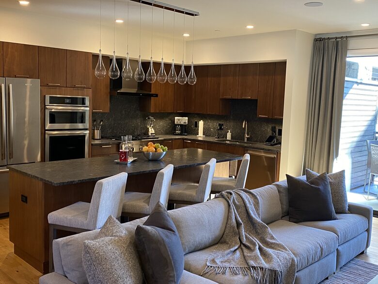 Vail - The Lion Luxury Apartment - Vail, Colorado