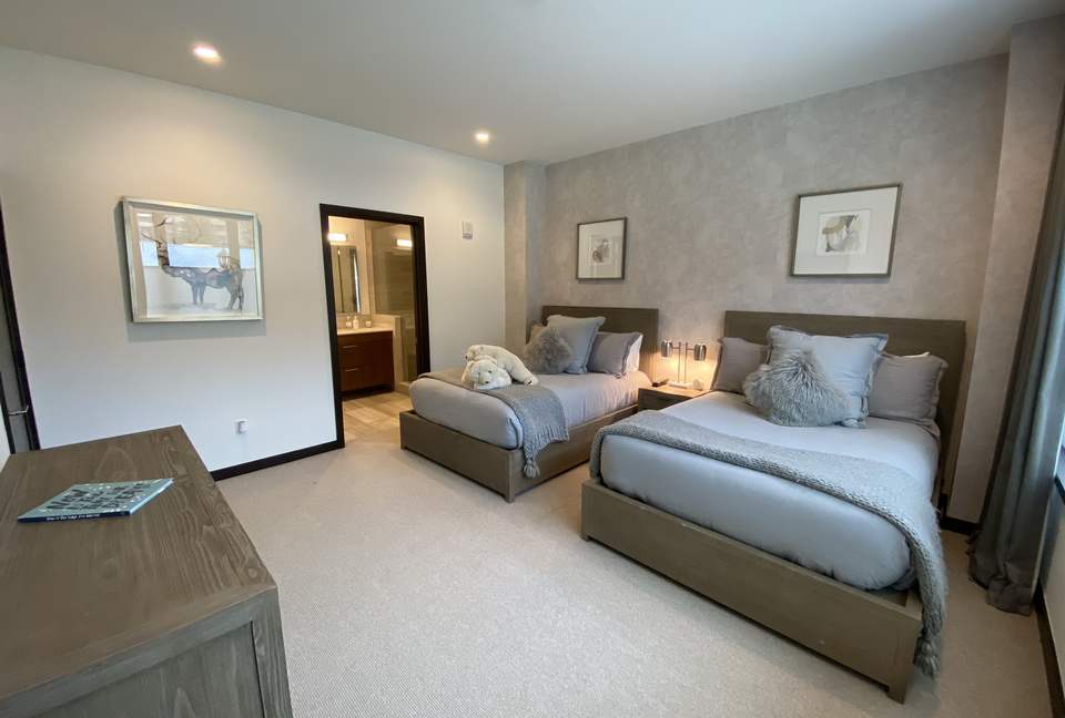 Vail - The Lion Luxury Apartment - Vail, Colorado