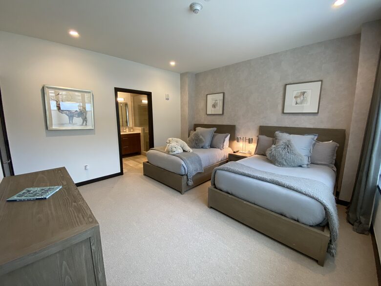 Vail - The Lion Luxury Apartment - Vail, Colorado