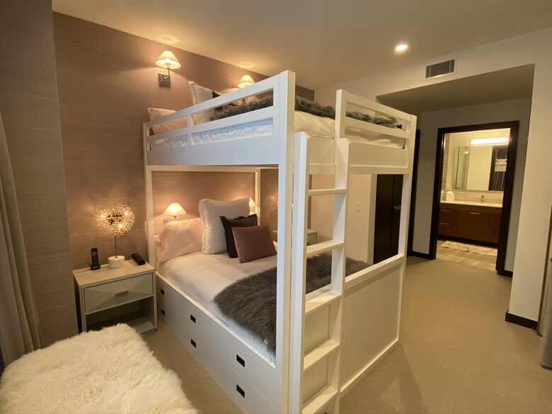 Vail - The Lion Luxury Apartment - Vail, Colorado