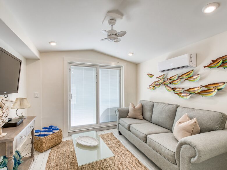 “Anastasia Lodge Cabana” Beach & Pool Oasis - St. Augustine, Florida