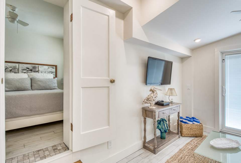 “Anastasia Lodge Cabana” Beach & Pool Oasis - St. Augustine, Florida