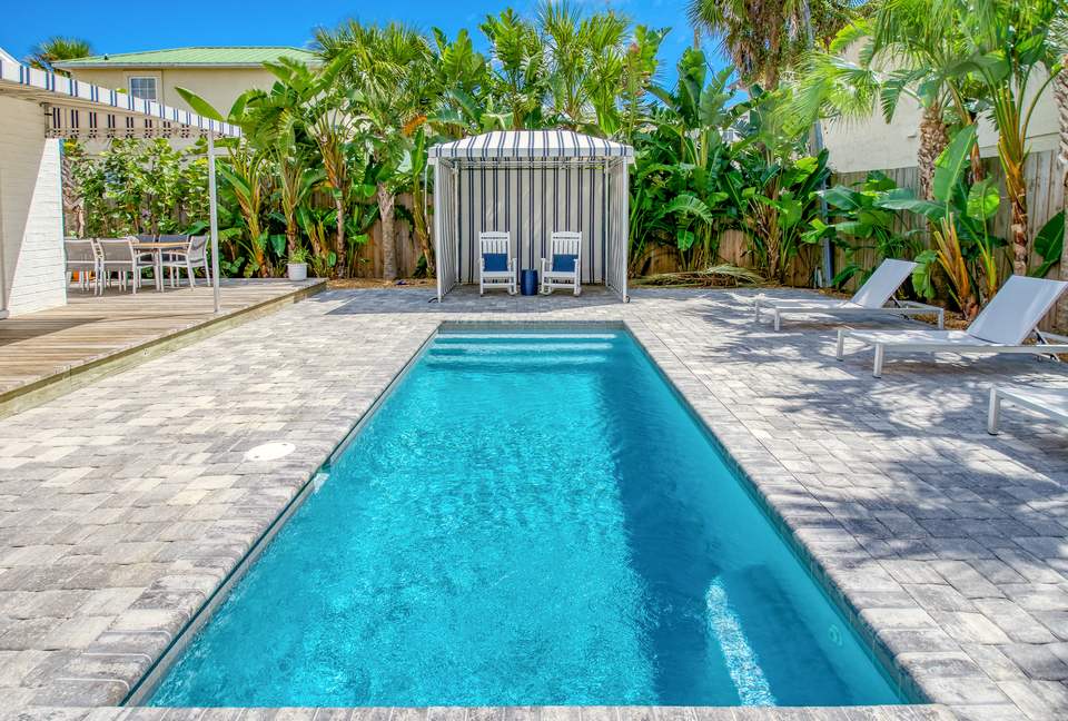 “Anastasia Lodge Cabana” Beach & Pool Oasis - St. Augustine, Florida