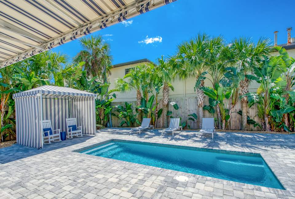 “Anastasia Lodge Cabana” Beach & Pool Oasis - St. Augustine, Florida