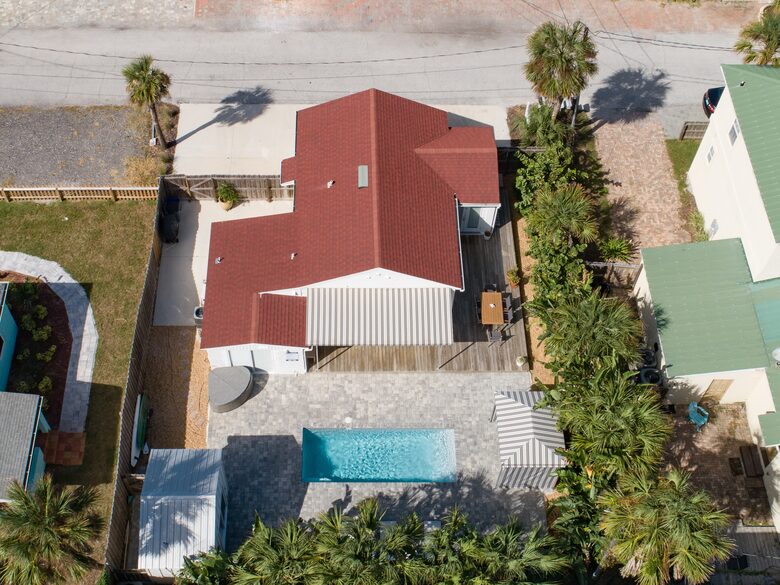 “Anastasia Lodge Cabana” Beach & Pool Oasis - St. Augustine, Florida