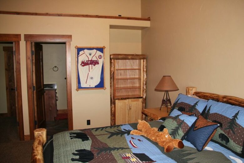 Beartooth Lodge - Red Lodge, Montana