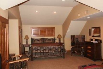 Beartooth Lodge - Red Lodge, Montana