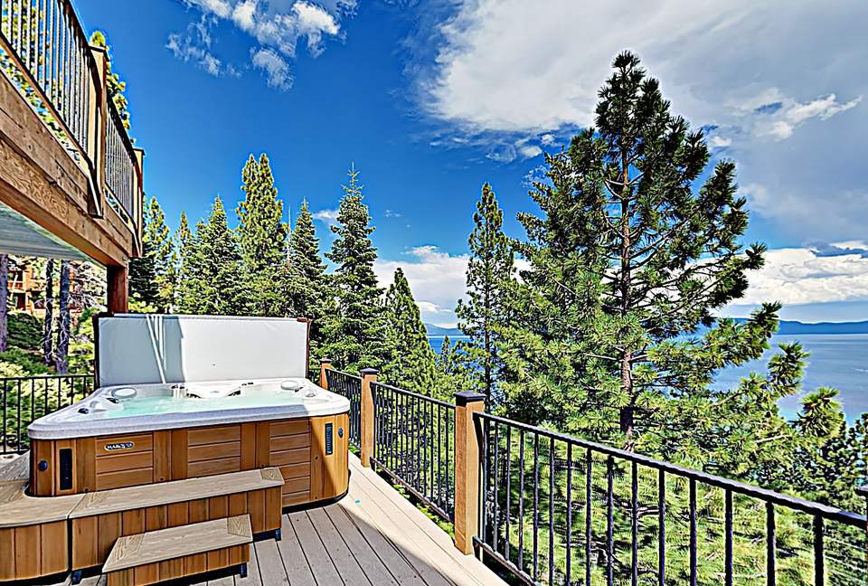 Unforgettable Lake Tahoe Cabin - Tahoma, California
