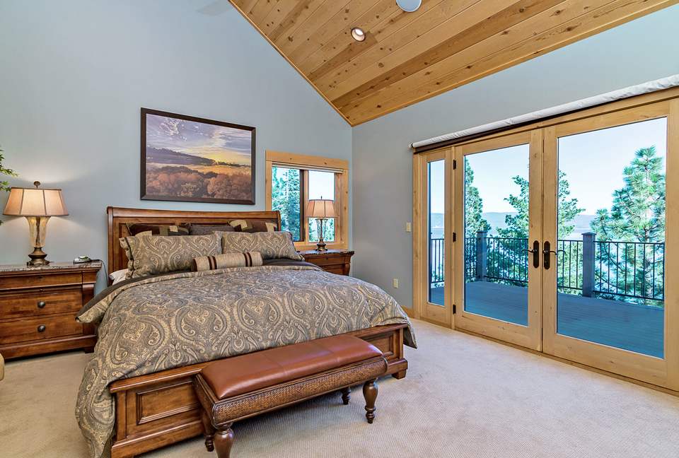 Unforgettable Lake Tahoe Cabin - Tahoma, California