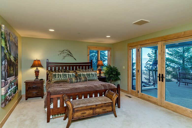 Unforgettable Lake Tahoe Cabin - Tahoma, California