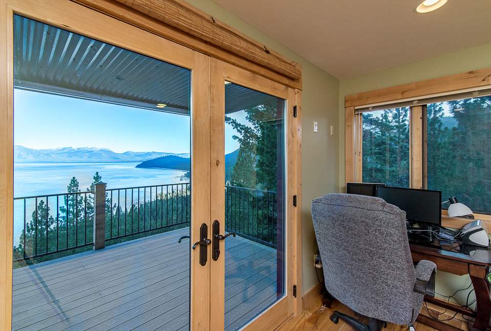 Unforgettable Lake Tahoe Cabin - Tahoma, California