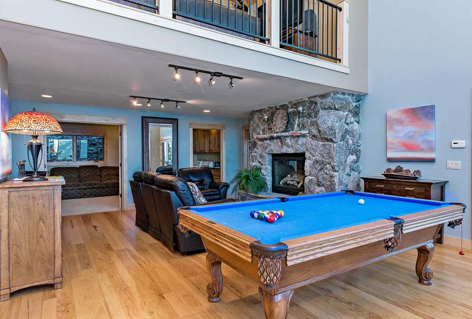 Unforgettable Lake Tahoe Cabin - Tahoma, California