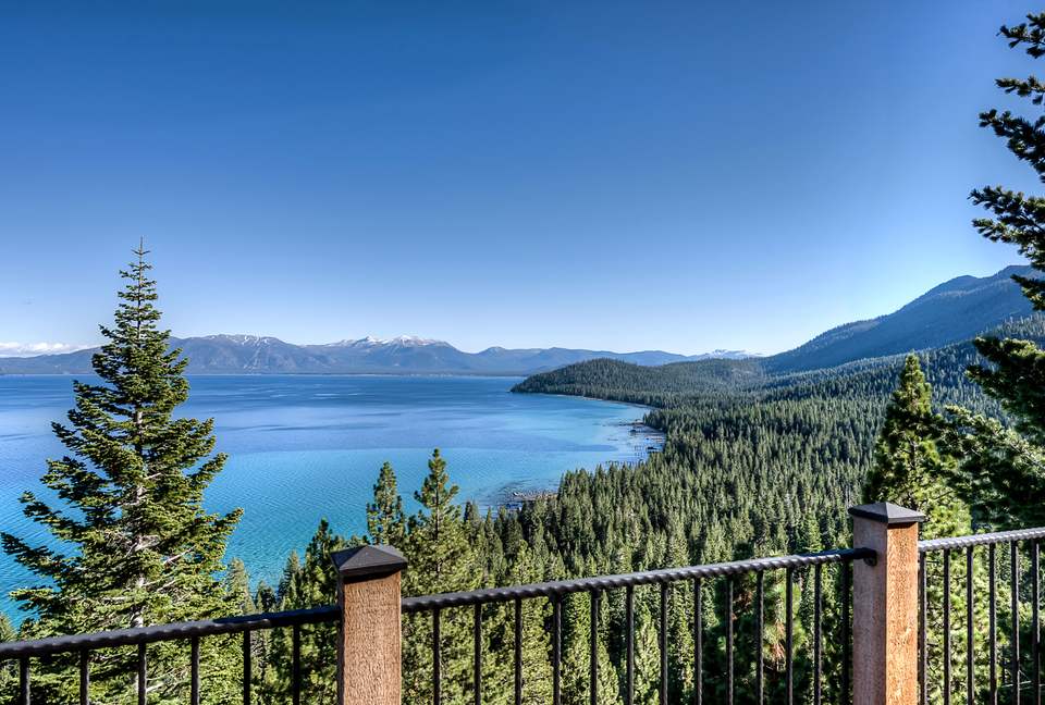 Unforgettable Lake Tahoe Cabin - Tahoma, California