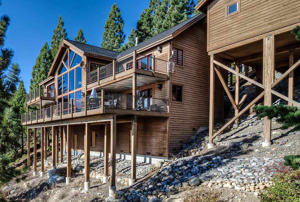 Unforgettable Lake Tahoe Cabin - Tahoma, California