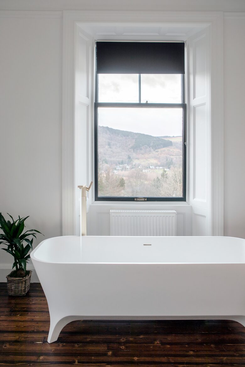 Dun Aluinn (R) - Aberfeldy, Scotland, United Kingdom