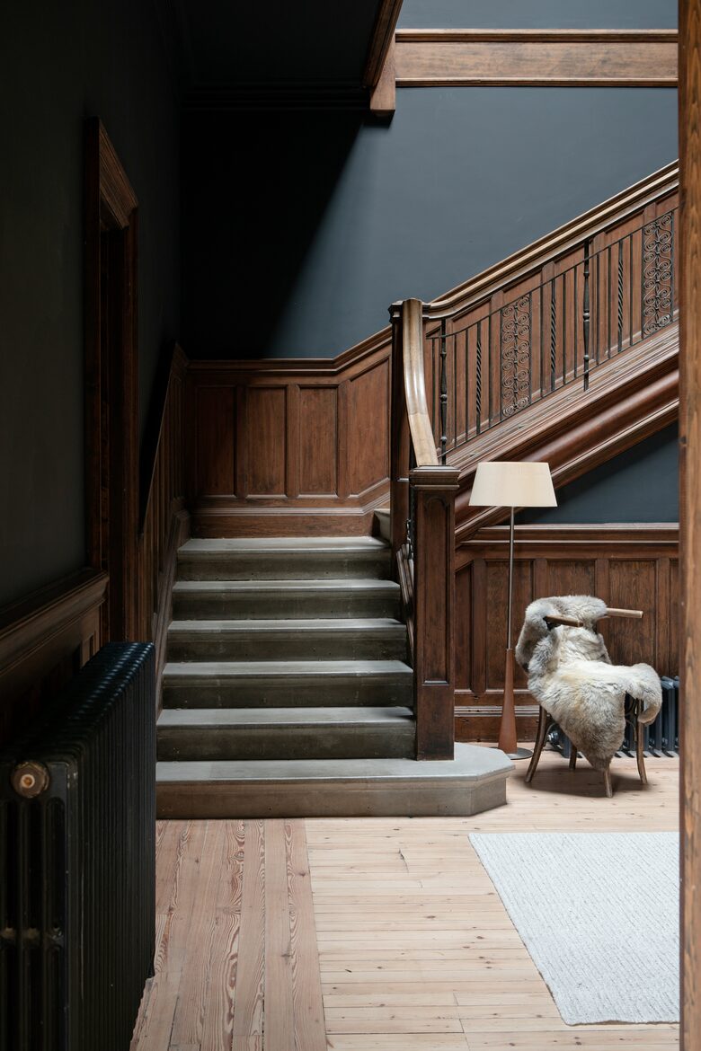 Dun Aluinn (R) - Aberfeldy, Scotland, United Kingdom