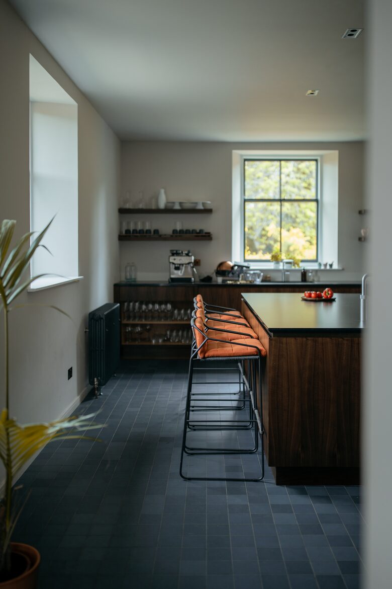 Dun Aluinn (R) - Aberfeldy, Scotland, United Kingdom