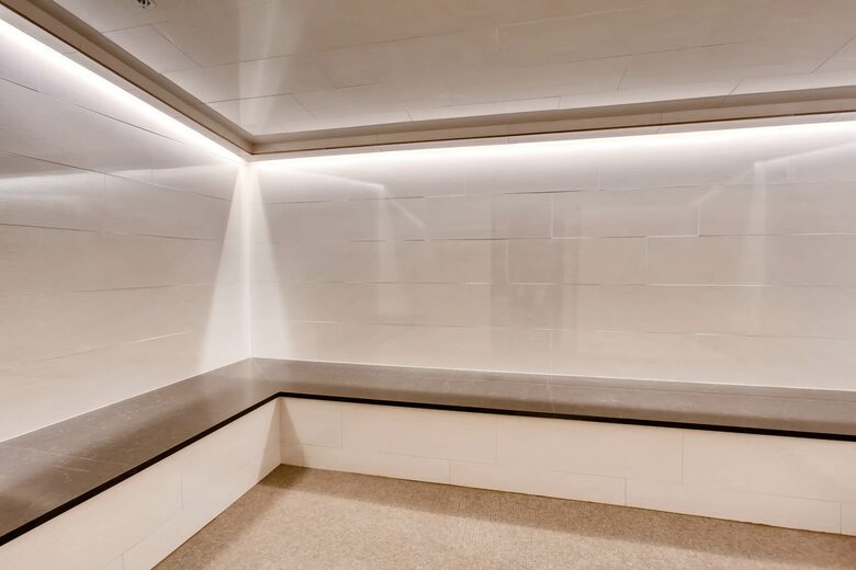 Vail - The Lion Luxury Apartment - Vail, Colorado