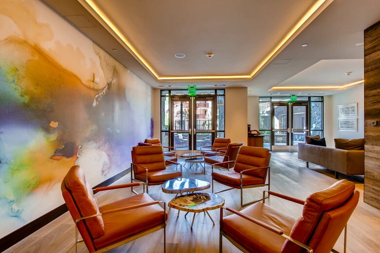 Vail - The Lion Luxury Apartment - Vail, Colorado